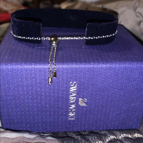 Swarovski Women Ginger Disc Chain Slide Bracelet - Picture 2 of 8